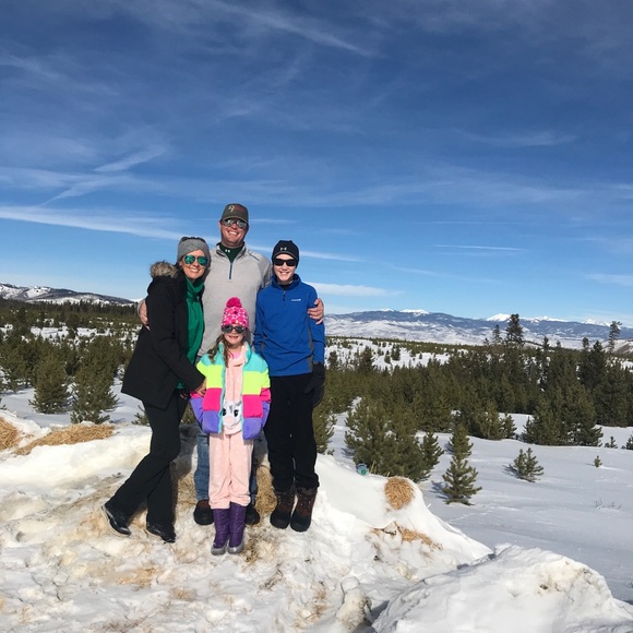 MEET YOUR POSHER....Hey, I am Marci! - Picture 7 of 8